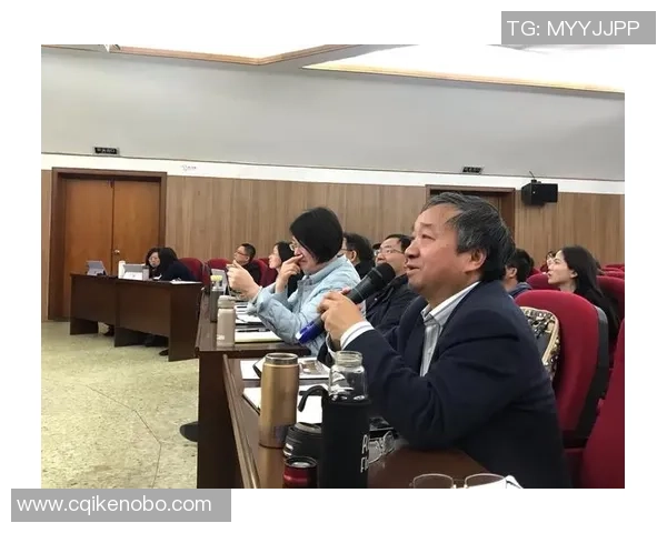 重庆足球队个人能力分析与战术应用的深度探讨 重庆足球队个人能力分析与战术应用的深度探讨