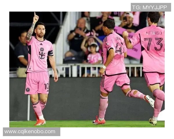 2023年全球足球明星收入排行榜揭秘及其背后的商业价值分析